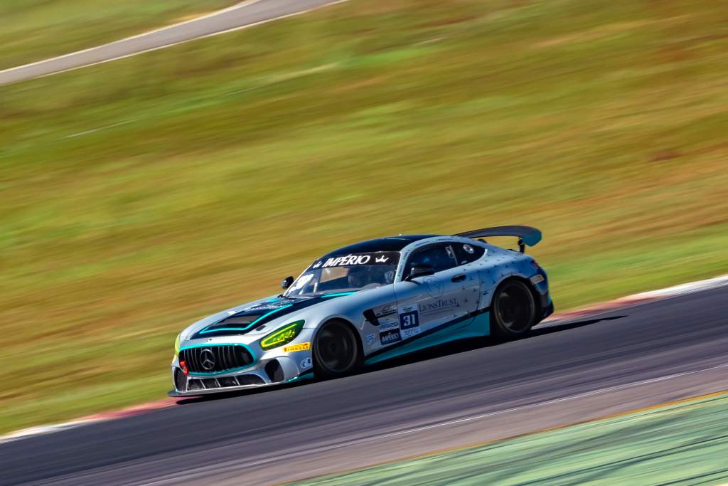 Endurance Brasil – A equipe MC Tubarão sobe ao pódio com a Autlog ...