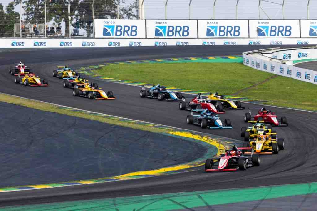 F4: Fim de semana especial: BRB Fórmula 4 Brasil é preliminar da ...