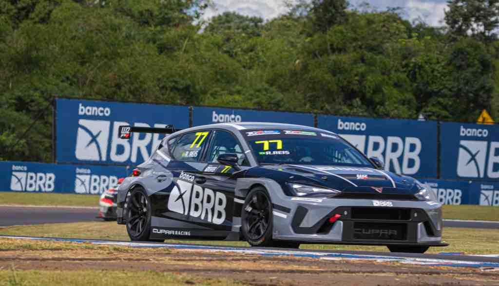 TCR Series: Raphael Reis recebe Felipe Fraga para etapa especial da TCR Brasil Banco BRB em Interlagos