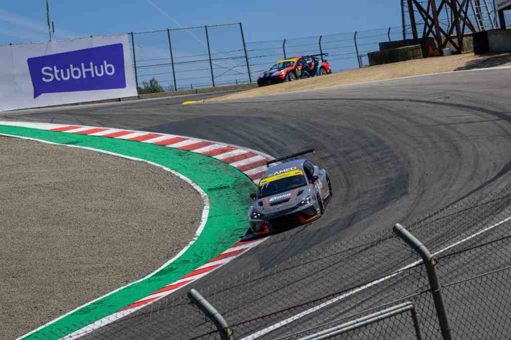 IMSA: Pane seca na volta final tira segundo lugar de Raphael Reis no IMSA Michelin Pilot Challenge