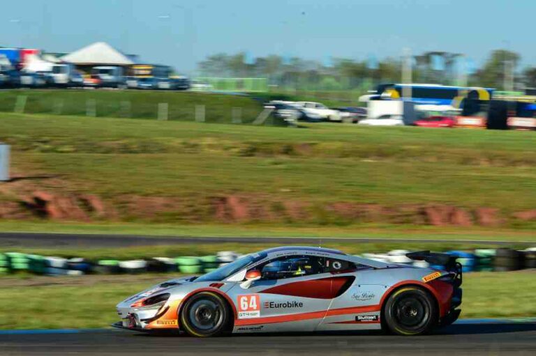 Endurance: Segundo lugar e liderança do campeonato para o McLaren Artura GT4 da Eurobike em Santa Cruz do Sul