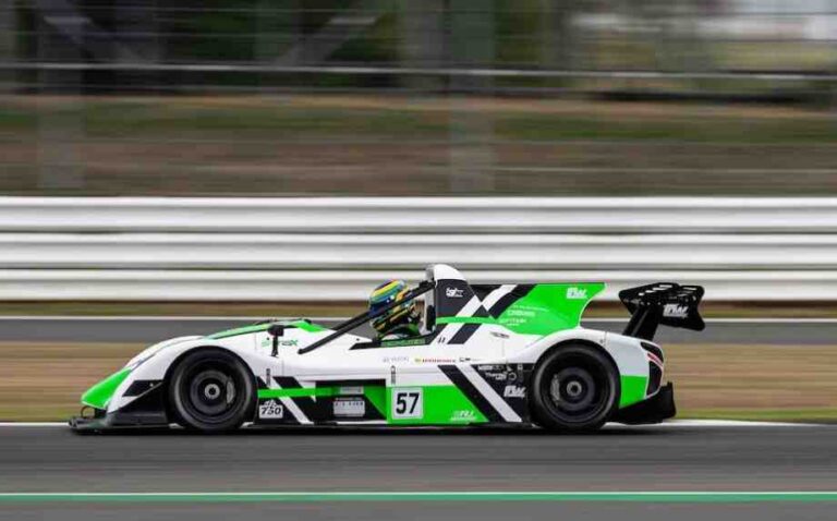 Automobilismo: Com novo patrocinador, Pedro Oliveira busca título antecipado do Radical Challenge UK em Silverstone
