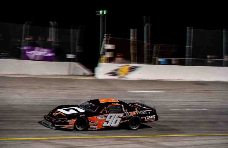 Nascar: Tito Giaffone estreia nos EUA com segundo lugar em oval após liderar mais de 50 voltas na NASCAR Pro Late Model