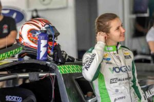 NASCAR Brasil: Bruna e Tata sofrem com quebras em Londrina