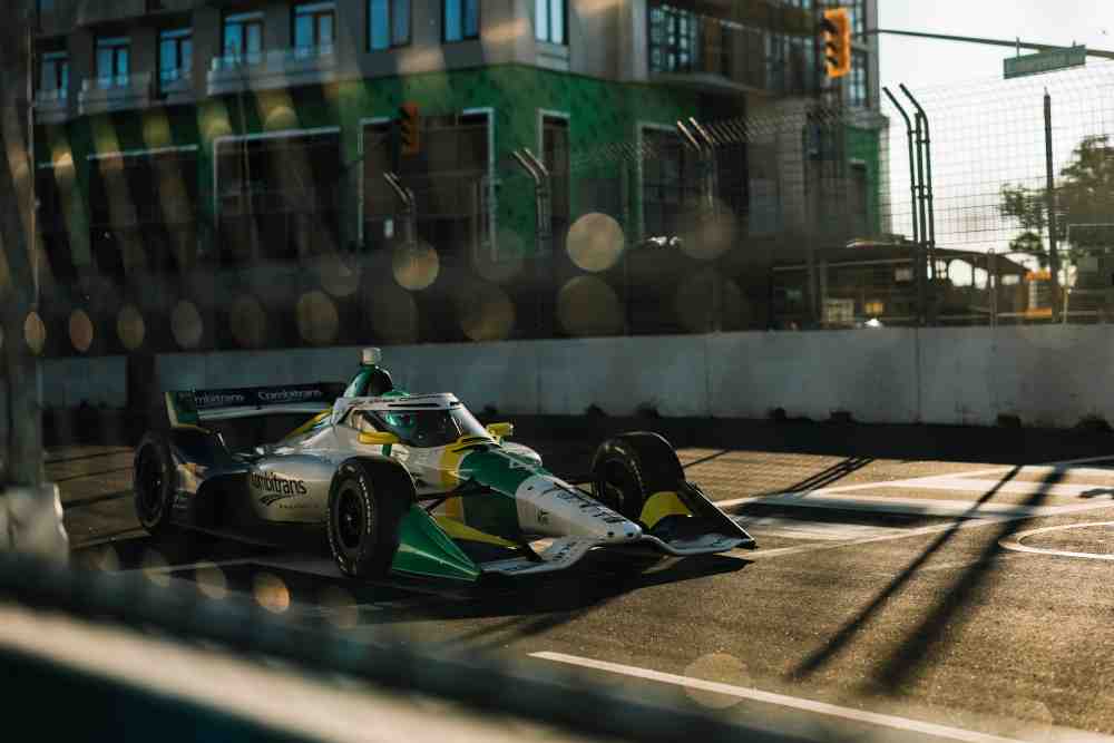 IndyCar: Caio Collet termina GP de Markham da Indycar em 19° lugar
