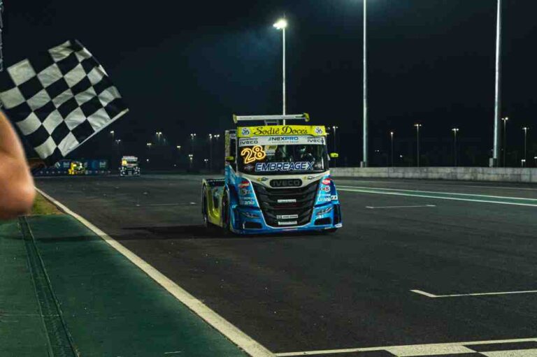 Truck: Iveco Usual Racing chega a Londrina embalada por vitória de Danilo Dirani em Cuiabá e mira disputa do título da Copa Truck