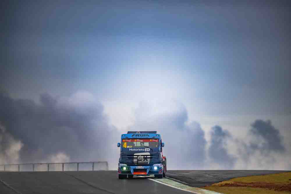Truck: Nic Giaffone leva Shell ao topo dos treinos livres da Super Truck Elite